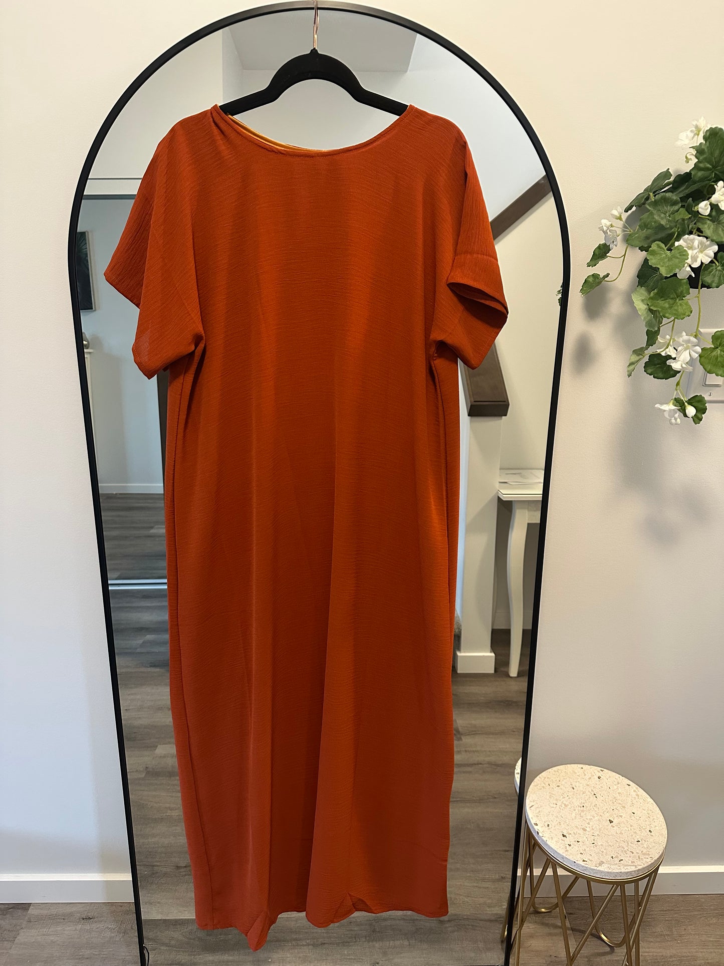 Inner - burnt orange